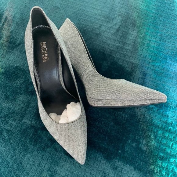 MICHAEL MICHAEL KORS BRIELLE PUMP - Picture 4 of 5